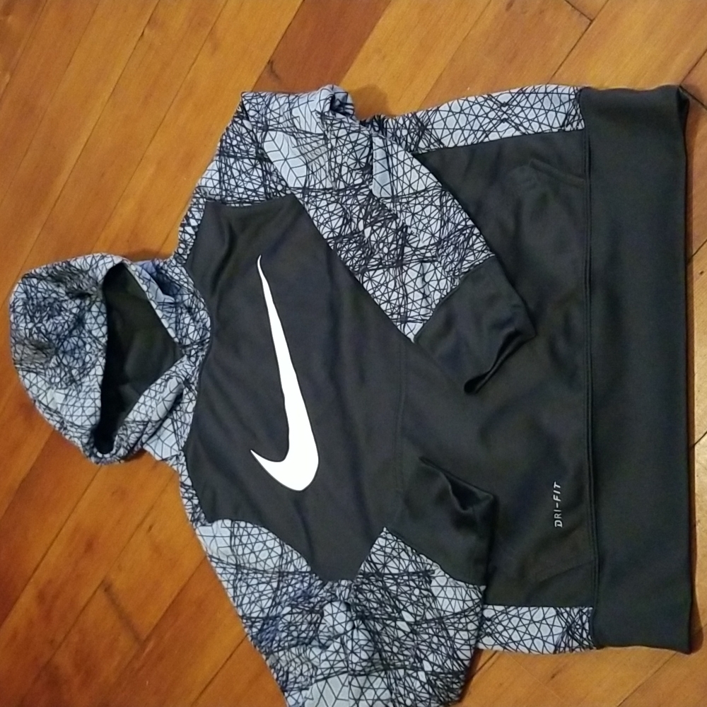 Nike Sweater